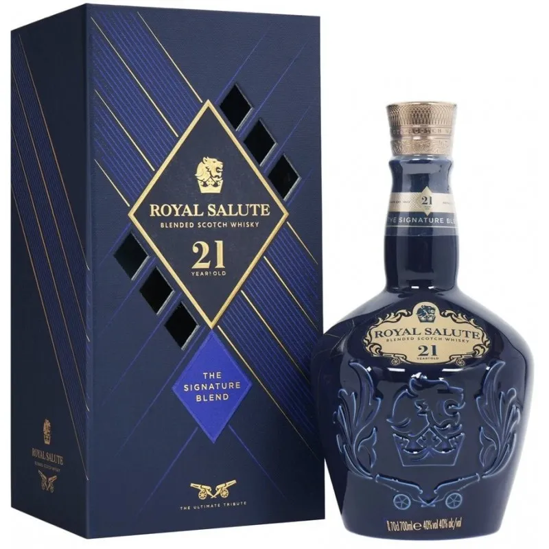 Garrafa e caixa do whisky Royal Salute 21 anos Signature Blend