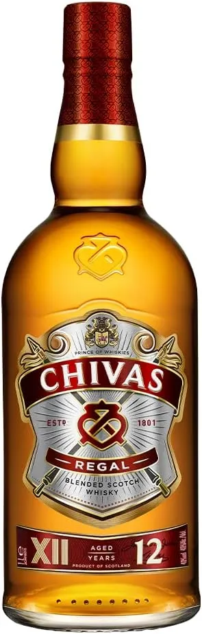 Garrafa de Whisky Chivas Regal 12 anos.