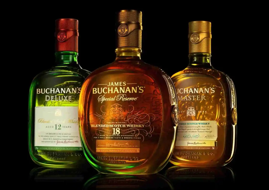 Whisky Buchanan's: Qual o melhor rótulo entre Deluxe 12 anos, Special Reserve 18 anos, e Master?