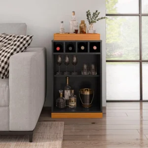 Aparador bar retrô com adega para armazenar garrafas e acessórios de whisky ao lado de um sofá.